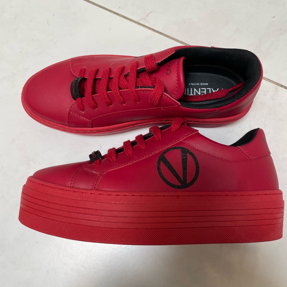 Valentino platform sneakers size 8 fits like 7 M US